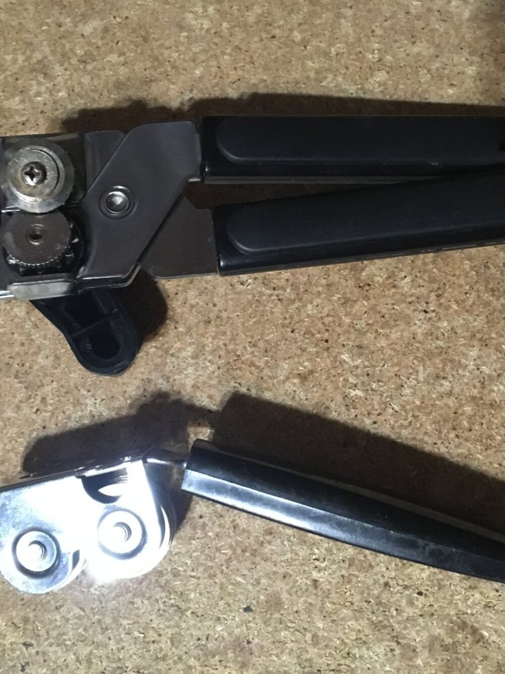 ECKO KNIFE SHARPENER PULL THROUGH & GOOD COOK CAN OPENER MANUAL BLACK HANDLE